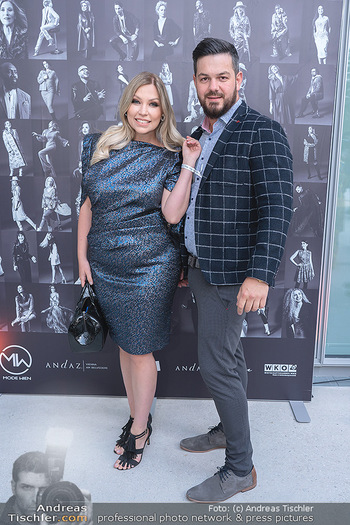 Mode Wien Magazin - Hotel Andaz, Wien - Di 20.07.2021 - Bianca SPECK mit Begleitung136