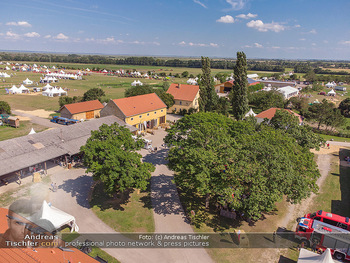 Biofeldtage Tag 2 - Seehof, Donnerskirchen - Sa 07.08.2021 -  Luftbild Biofeldtage Seehof Donnerskirchen, Drohnenfotos, Messe303