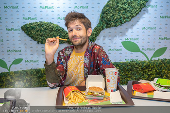 McPlant Präsentation - McDonalds Schwedenplatz - Mo 16.08.2021 - Michael Michi BUCHINGER51