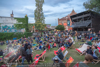 Filmpremiere ´Sargnagel - der Film´ - Arena Wien - Di 17.08.2021 - Festival Stimmung, Liegestühle, Sommerevent, Open-Air11