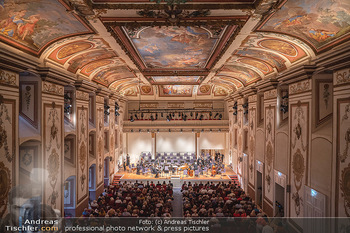 Haydn Gala - Schloss Esterhazy, Eisenstadt - So 22.08.2021 - Haydnsaal mit Publikum von oben1