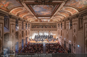 Haydn Gala - Schloss Esterhazy, Eisenstadt - So 22.08.2021 - Haydnsaal mit Publikum von oben58