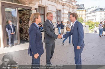 Sebastian Kurz Privatführung - Albertina, Wien - Mo 23.08.2021 - Trevor Dow TRAINA, Klaus Albrecht SCHRÖDER, Sebastian KURZ16
