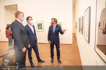 Sebastian Kurz Privatführung - Albertina, Wien - Mo 23.08.2021 - Trevor Dow TRAINA, Klaus Albrecht SCHRÖDER, Sebastian KURZ36