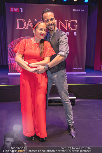 Dancing Stars Paar Präsentation - Lorely Saal, Wien - Mo 30.08.2021 - Caroline ATHANASIADIS, Danilo CAMPISI6