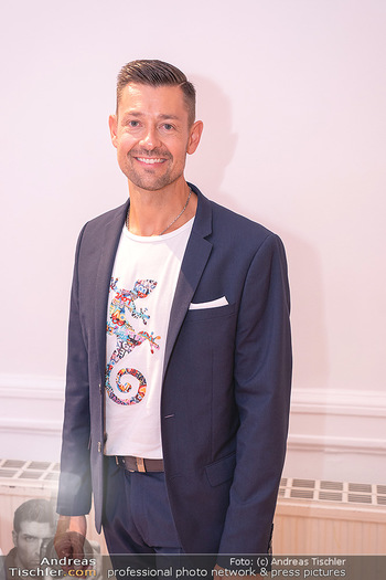 Dancing Stars Paar Präsentation - Lorely Saal, Wien - Mo 30.08.2021 - Florian GSCHAIDER (Portrait)51