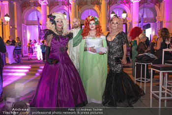 Diversity Ball - Kursalon Hübner, Wien - Sa 11.09.2021 - Verkleidete Personen, Gäste, Transvestiten, vor dem Kursalon1