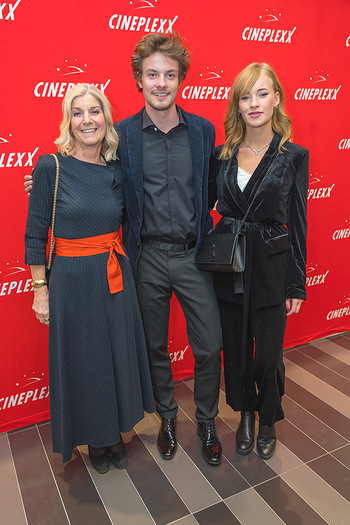 Kinopremiere ´Klammer - chasing the line´ - Cineplexx Milennium City, Wien - Mi 27.10.2021 - Eva KLAMMER, Julian WALDNER, Valerie HUBER43