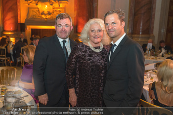 Innocent Gala - Palais Liechtenstein, Wien - Di 02.11.2021 - Cornelius OBONYA, Philipp HOCHMAIR, Marika LICHTER59