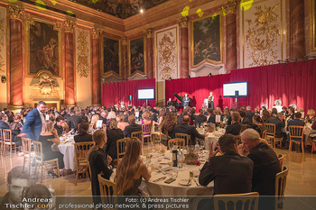 Innocent Gala - Palais Liechtenstein, Wien - Di 02.11.2021 - Gala, gesetztes Dinner, Veranstaltungsraum, Gäste, runde Tische61