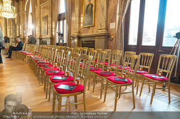 Goldenes Ehrenzeichen für Hans Staud - Burgtheater - Mo 08.11.2021 - 12