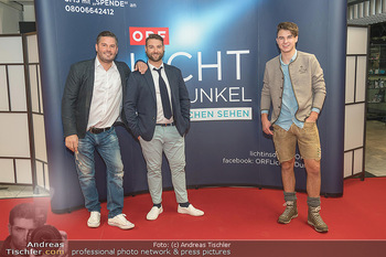 Licht ins Dunkel Gala - ORF Zentrum - Mi 24.11.2021 - Chris STEGER, EDMUND39