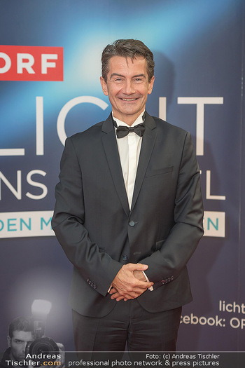 Licht ins Dunkel Gala - ORF Zentrum - Mi 24.11.2021 - Roland WEIßMANN (WEISSMANN) (Portrait)125