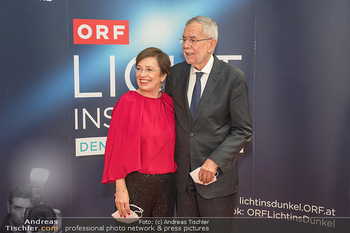 Licht ins Dunkel Gala - ORF Zentrum - Mi 24.11.2021 - Doris SCHMIDAUER, Alexander VAN DER BELLEN243