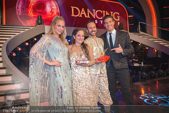 Dancing Stars 2021 Finale - ORF Zentrum - Fr 26.11.2021 - Caroline ATHANASIADIS, Danilo CAMPISI, Mirjam WEICHSELBRAUN, Nor18