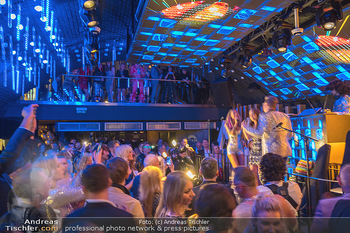 Geburtstag Adi Weiss - CellaVie Club & Lounge - Sa 05.03.2022 - Tanzfläche, Feiernde Partygäste, Stimmung, ohne Corona Schutzm120