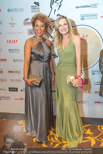 Woman of the year Gala - Park Hyatt Hotel, Wien - Di 08.03.2022 - Arabella KIESBAUER, Nina RUGE35