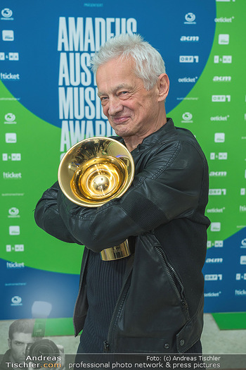 Amadeus Austrian Music Awards - Volkstheater, Wien - Fr 29.04.2022 - Boris BUKOWSKI308
