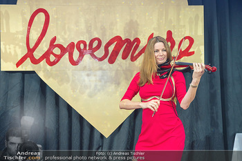 Diversity Ball - Kursalon Hübner, Wien - Sa 07.05.2022 - Celine ROSCHEK (hochschwanger im 8. Monat; Baby Mädchen)5
