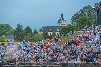 Sommernachtsgala - Schloss Grafenegg, Nö - Fr 24.06.2022 - Publikum, Gäste, Zuschauer, Zuseherränge, volle Tribüne, Andr94