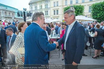 RLB OÖ Sommerfest - Albertina - Di 28.06.2022 - Michael LUDWIG, Heinrich SCHALLER47