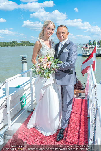 Hochzeit Heimo und Beatrice Turin - Admiral Tegetthoff, Wien - Sa 09.07.2022 - Brautpaar Beatrice (KÖRMER) und Heimo TURIN75