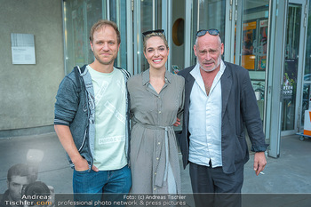 Kinopremiere Märzengrund - Urania Kino - Do 11.08.2022 - Verena ALTENBERGER, Johannes KRISCH, Adrian GOIGINGER1