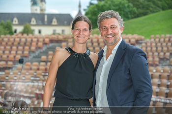 Eröffnung Festival 2022 - Schloss Grafenegg, Nö - Fr 12.08.2022 - Jonas KAUFMANN mit Ehefrau Christiane LUTZ19