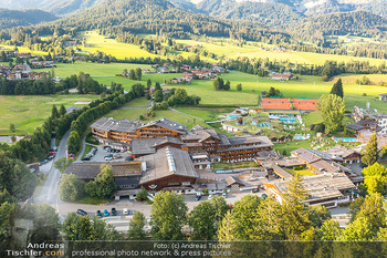 Sunset Luftbilder - Tirol - Mo 22.08.2022 - Nobelhotel Stanglwirt Luftbild, Hotelanlage, Luxusresort Tirol18