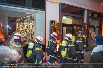 Campari Festa Italiana - Goldenes Quartier, Wien - Di 13.09.2022 - Kurzer Feuerwehreinsatz wegen Fehlalarm120