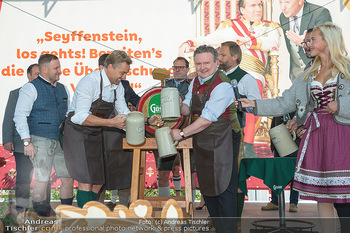 Kaiserwiesn Opening - Kaiserwiese beim Riesenrad, Wien - Do 22.09.2022 - 75