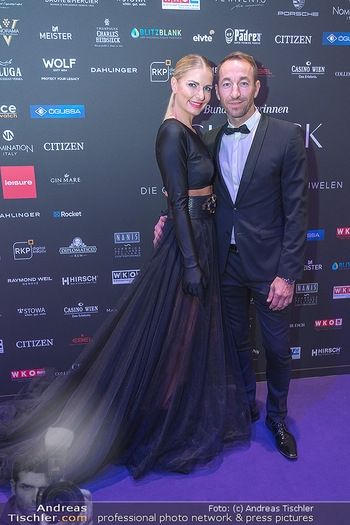 Schmuckstars Awards Gala 2022 - Ariana Event Halle - Sa 24.09.2022 - Kerstin und Manuel ORTLECHNER30