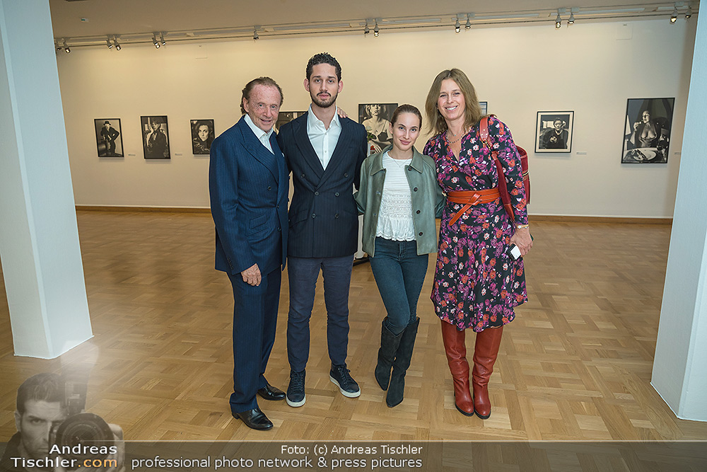 Helmut Newton Legacy im Bank Austria Kunstforum Wien - THE Stylemate