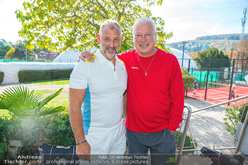 Rado Promis gegen Profis Tennis - Colony Tennisclub, Wien - So 23.10.2022 - Thomas MUSTER, Toni Anton POLSTER1