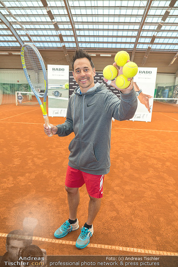 Rado Promis gegen Profis Tennis - Colony Tennisclub, Wien - So 23.10.2022 - Tricky NIKI19