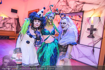 Halloween Party - Tanzschule Rueff, Wien - Mo 31.10.2022 - Evelyn RILLE, Tamara MASCARA, Beatrice TURIN30