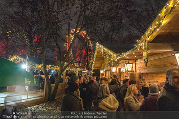 Eröffnung - Wiener Alm, Wien - Mi 23.11.2022 - Wiener Alm Hütte mit Riesenrad, beleuchtet, Weihnachtsstimmung,11