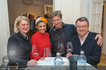 Weinachterl - Wine und Partners, Wien - Di 20.12.2022 - Dorli MUHR, Parvin RAZAVI, Tobias MORETTI, Willi KLINGER17