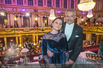 Philharmonikerball - Musikverein, Wien - Do 19.01.2023 - Karl NEHMANNER mit Ehefrau Katharina219