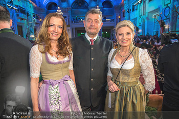 Jägerball - Hofburg, Wien - Mo 30.01.2023 - Irene SCHULTE, Stefan OTTRUBAY, Christa KUMMER210