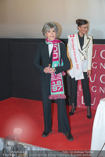 Jane Fonda PK und Autogrammstunde - Lugner City, Wien - Mi 15.02.2023 - Jane FONDA11