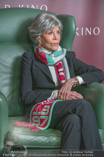 Jane Fonda PK und Autogrammstunde - Lugner City, Wien - Mi 15.02.2023 - Jane FONDA (backstage)67