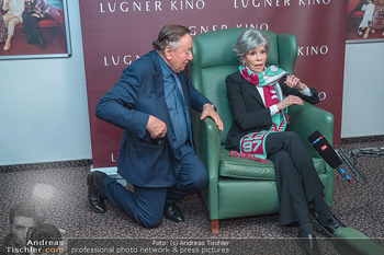 Jane Fonda PK und Autogrammstunde - Lugner City, Wien - Mi 15.02.2023 - Jane FONDA, Richard LUGNER71