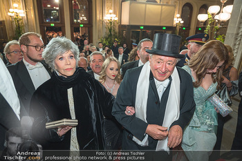 Opernball 2023 - Staatsoper, Wien - Do 16.02.2023 - Jane FONDA, Richard LUGNER, Täubchen Elisabeth SCHMIDT24