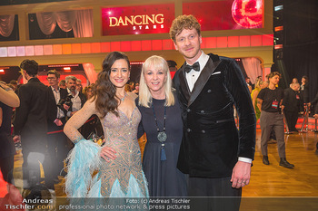 Dancing Stars Staffelauftakt - ORF Zentrum, Wien - Sa 04.03.2023 - Lucas FENDRICH mit Mutter Andrea, Lenka POHORALEK25