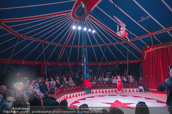 VIP Premiere - Circus im Prater, Wien - Sa 15.04.2023 - Manege, Zirkusartisten, Darsteller, Vorführung, Show46