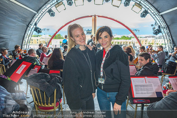 Austria for Life - Schloss Schönbrunn, Wien - Sa 29.04.2023 - Larissa MAROLT, Leona KÖNIG32