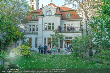 Vernissage ´listing of dust´ - Villa Mautner-Jäger, Wien - Do 04.05.2023 - Villa, Park, Garten, Terrasse96