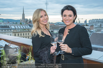 Rooftop Bar Opening - The Ritz Carlton Vienna - Do 11.05.2023 - Elisabeth KÖSTINGER, Nina KRAFT44