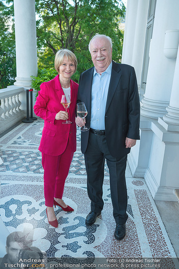 Wolfgang Puck Gault Millau Ambassador - Palais Coburg - Do 25.05.2023 - Michael HÄUPL mit Ehefrau Barbara (HÖRNLEIN)37